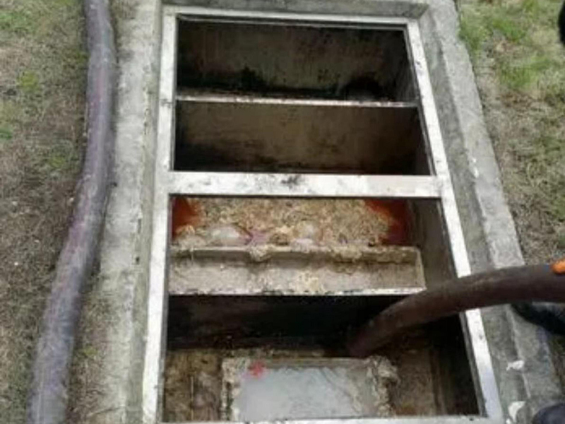 金山屯隔油池清理