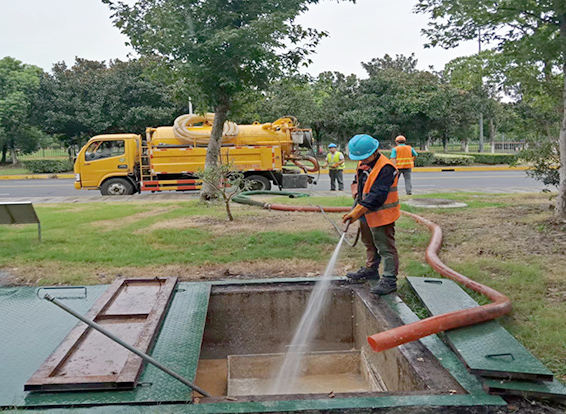 金山屯化油池清理